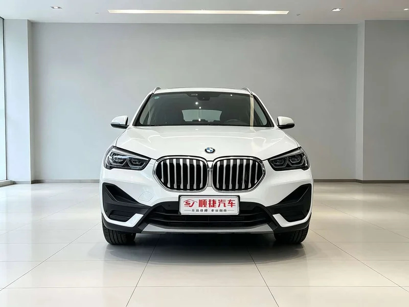 BMW X1 — фото 2