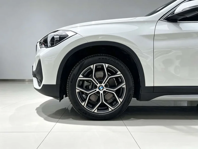 BMW X1 — фото 4