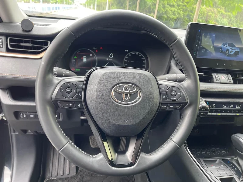 Toyota Wildlander — фото 23