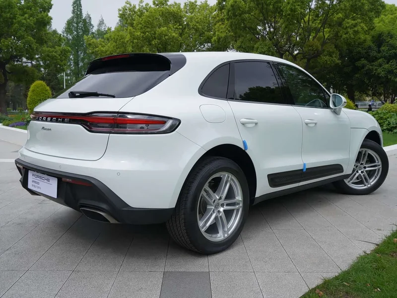 Porsche Macan — фото 18