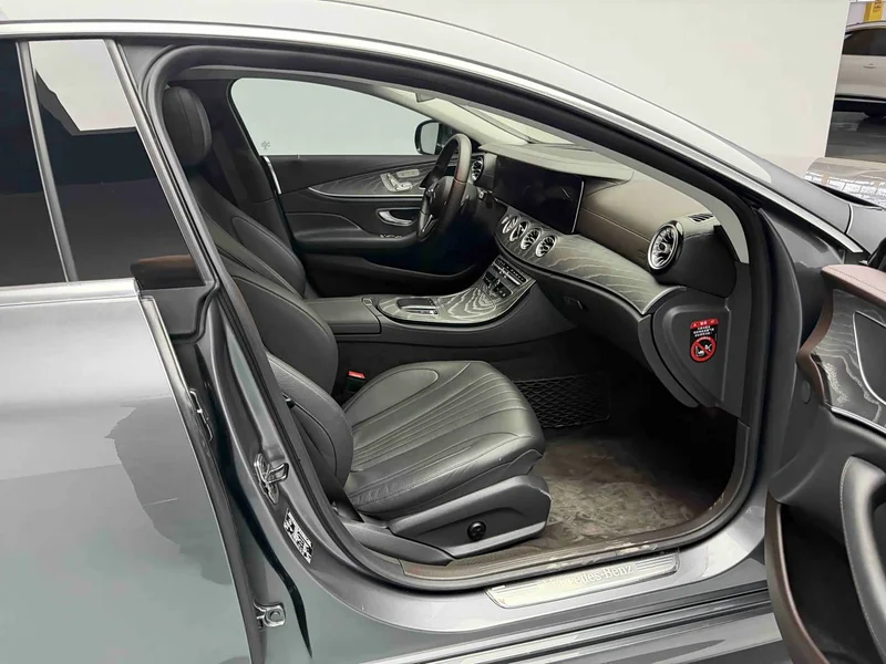 Mercedes-Benz CLS — фото 4