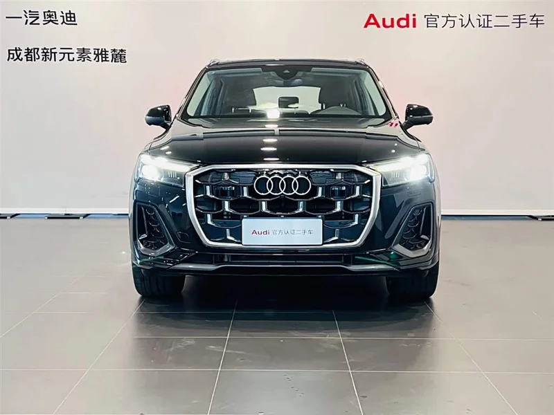 Audi Q7 — фото 2