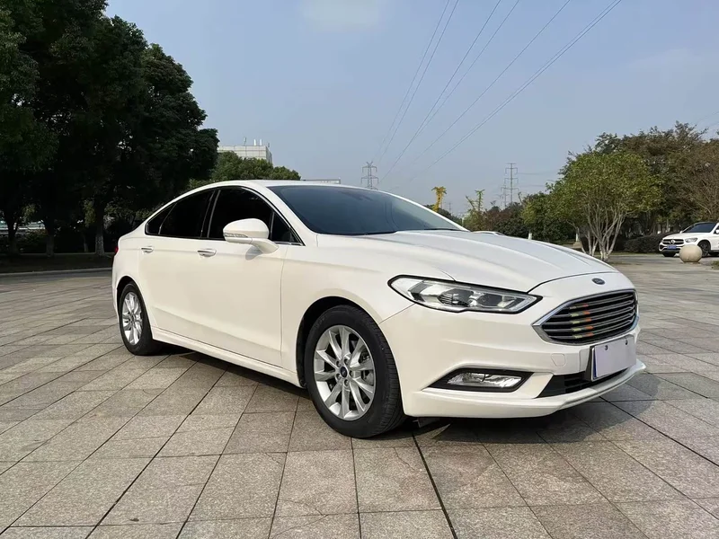 Ford Mondeo — фото 3
