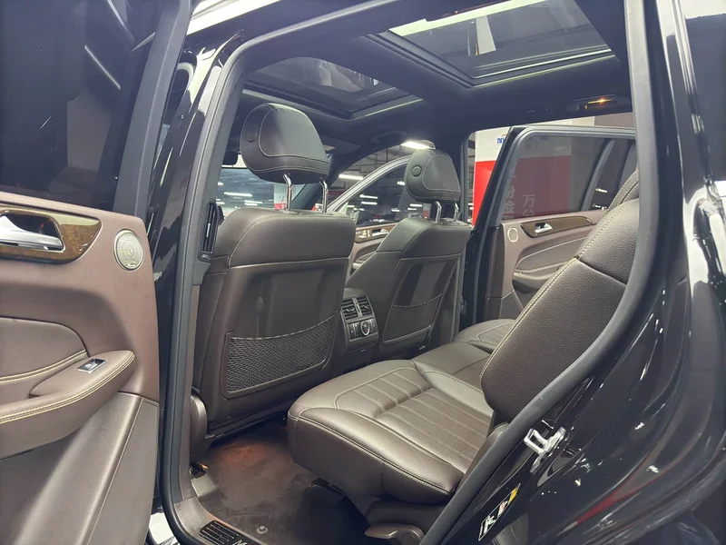 Mercedes-Benz GLS — фото 14