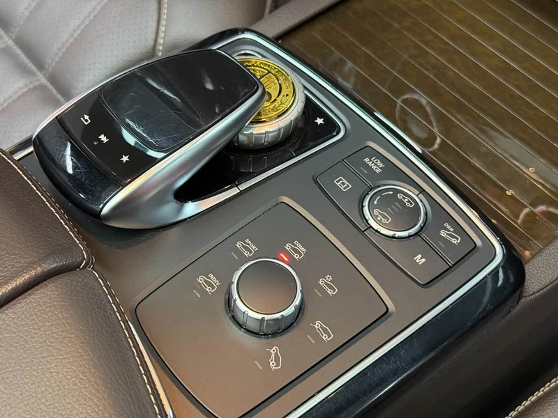 Mercedes-Benz GLS — фото 23