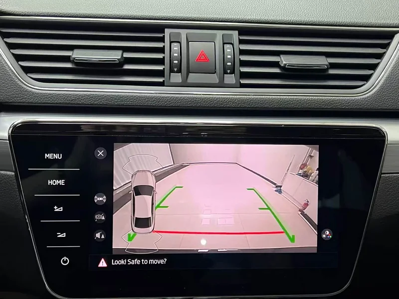 Skoda Superb — фото 13
