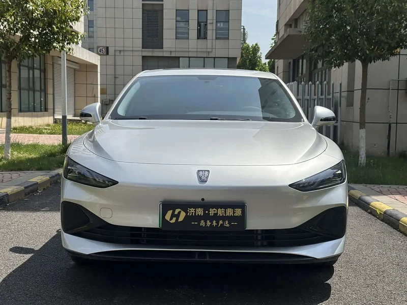 Roewe D7 — фото 2