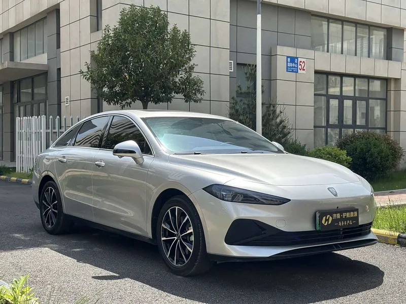 Roewe D7 — фото 3