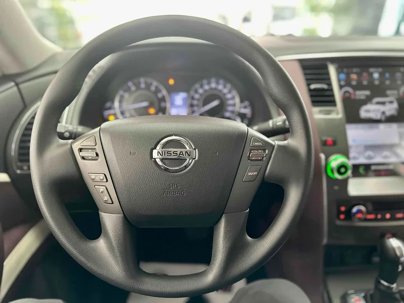 Nissan Patrol — фото 4