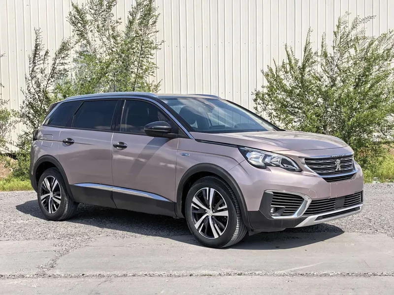 Peugeot 5008 — фото 3