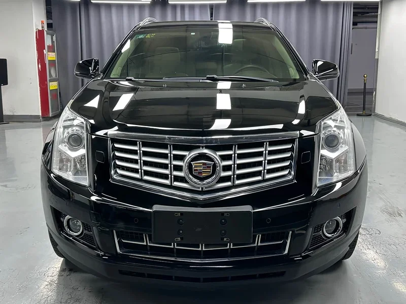 Cadillac SRX — фото 6