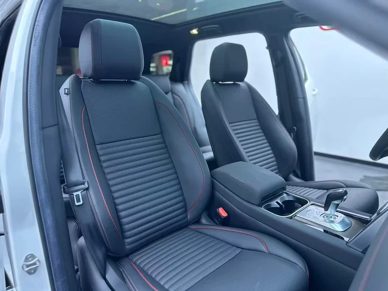 Land Rover Discovery — фото 18