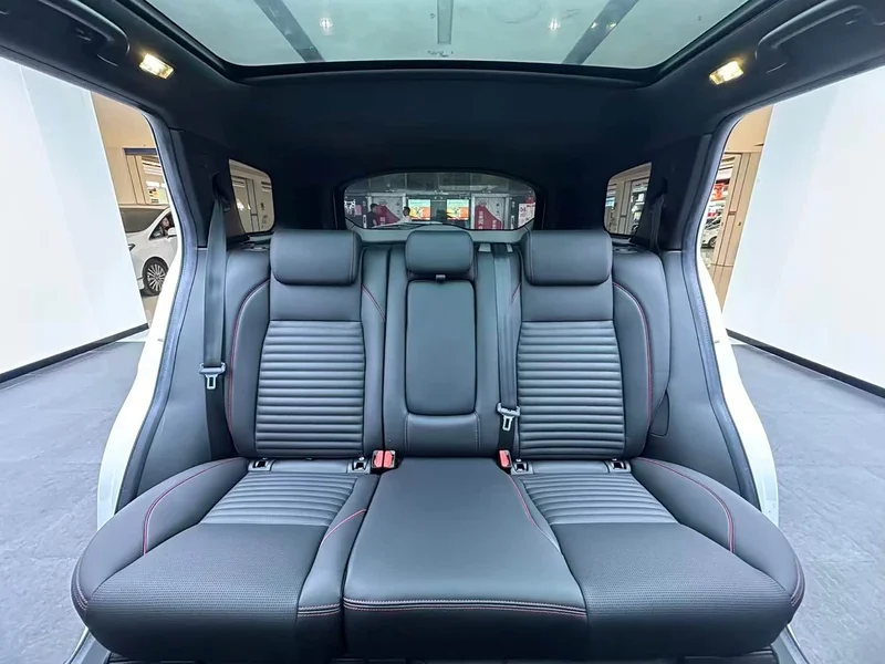 Land Rover Discovery — фото 19