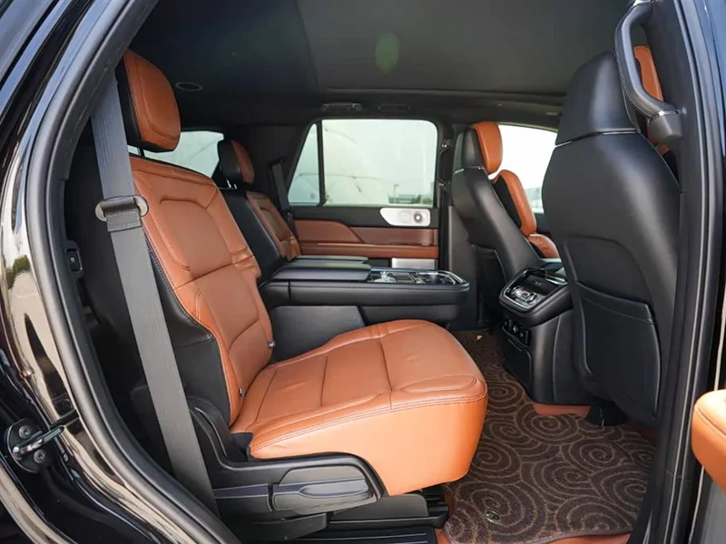 Lincoln Navigator — фото 13