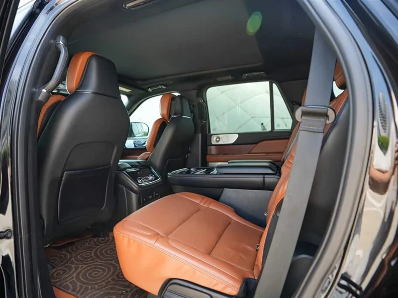 Lincoln Navigator — фото 10
