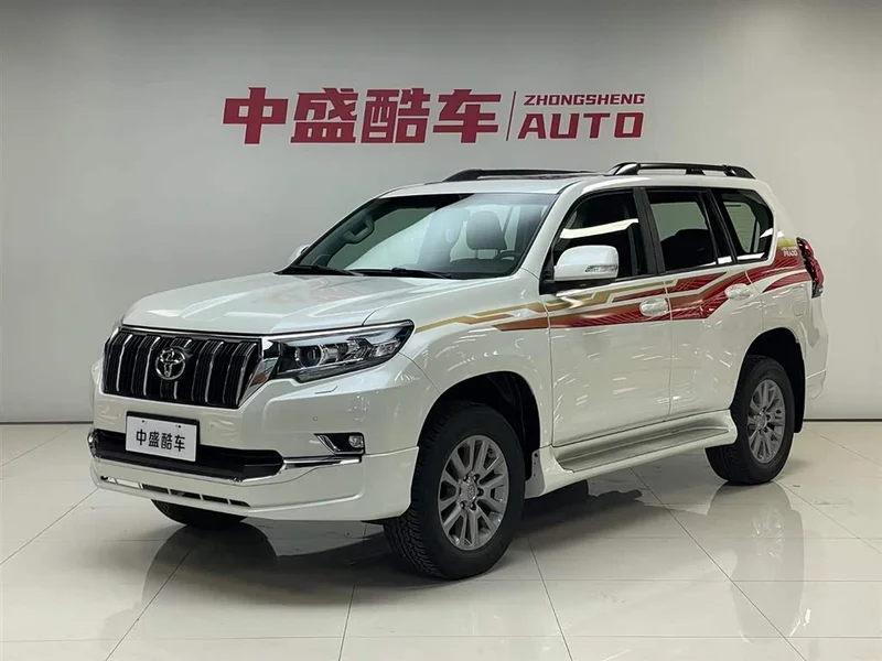 Toyota Prado — фото 1