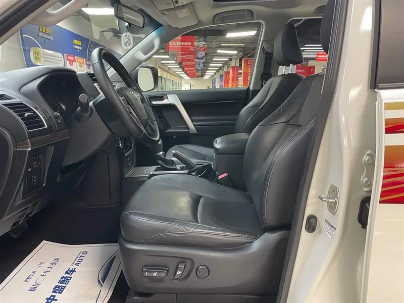 Toyota Prado — фото 11