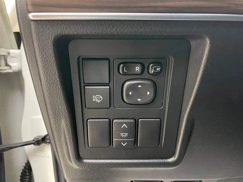 Toyota Prado — фото 21