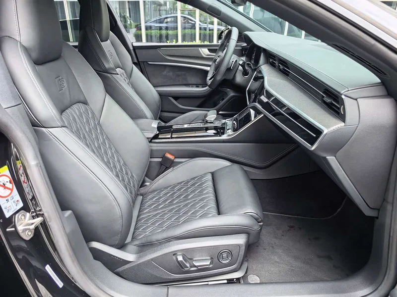 Audi A7 — фото 18