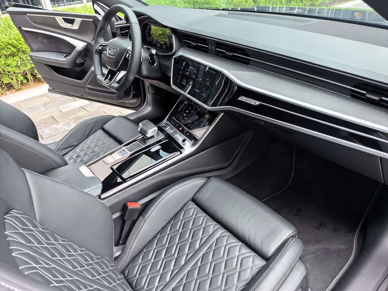 Audi A7 — фото 31