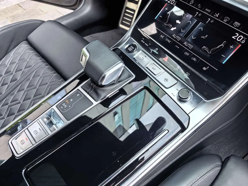 Audi A7 — фото 32