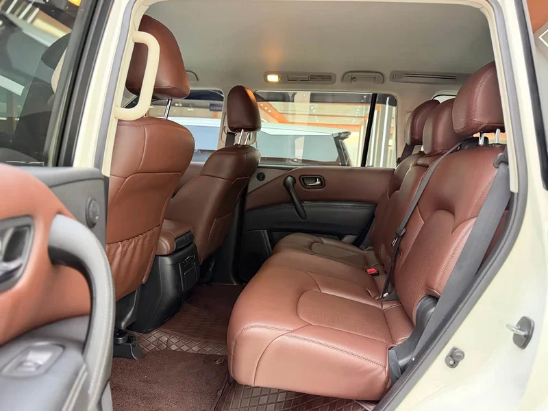Nissan Patrol — фото 12