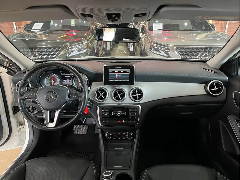 Mercedes-Benz GLA — фото 12