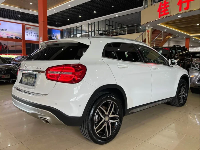 Mercedes-Benz GLA — фото 4
