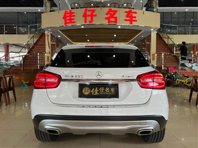 Mercedes-Benz GLA — фото 5