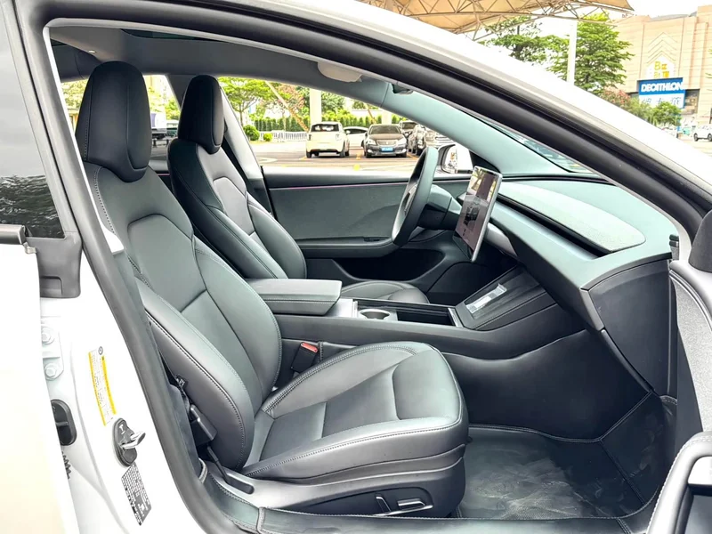 Tesla Model 3 — фото 13