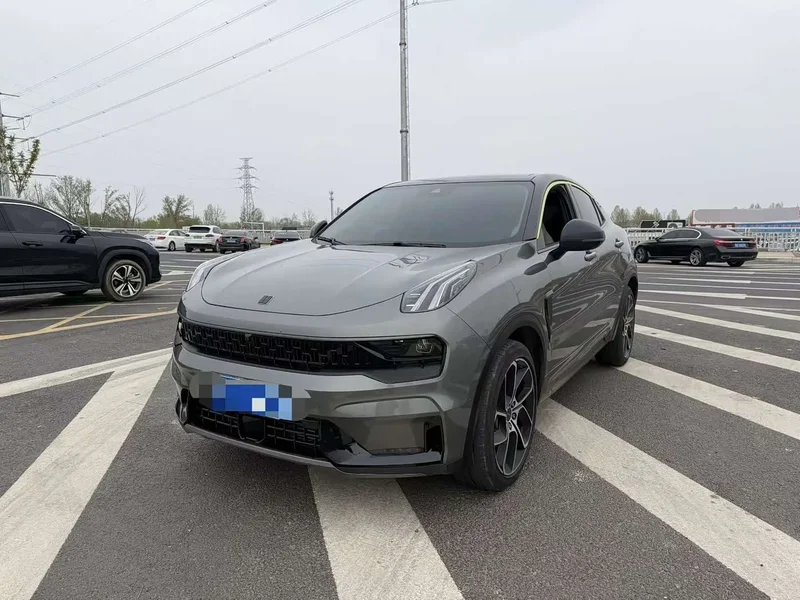 Lynk & Co 05