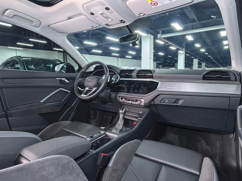 Audi Q3 Sportback — фото 15