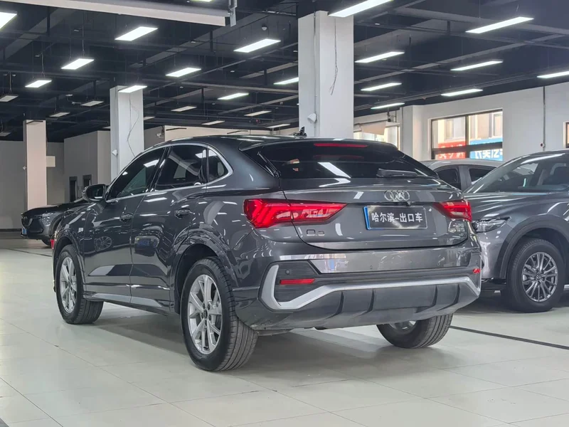 Audi Q3 Sportback — фото 23