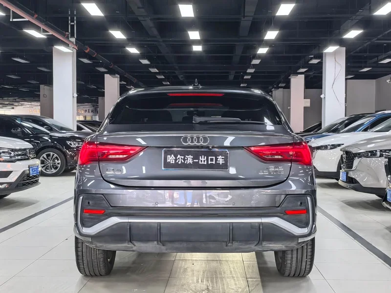 Audi Q3 Sportback — фото 24