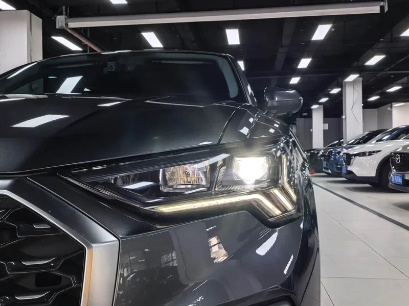 Audi Q3 Sportback — фото 4