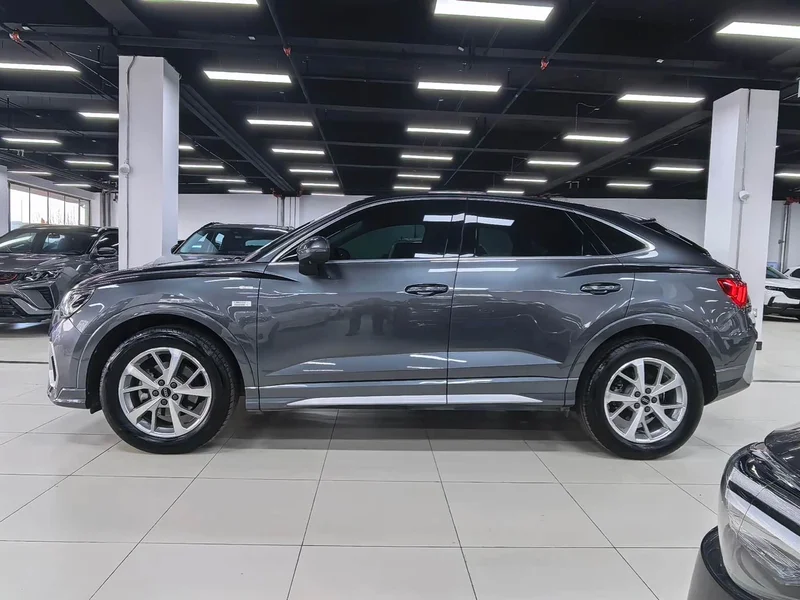 Audi Q3 Sportback — фото 6