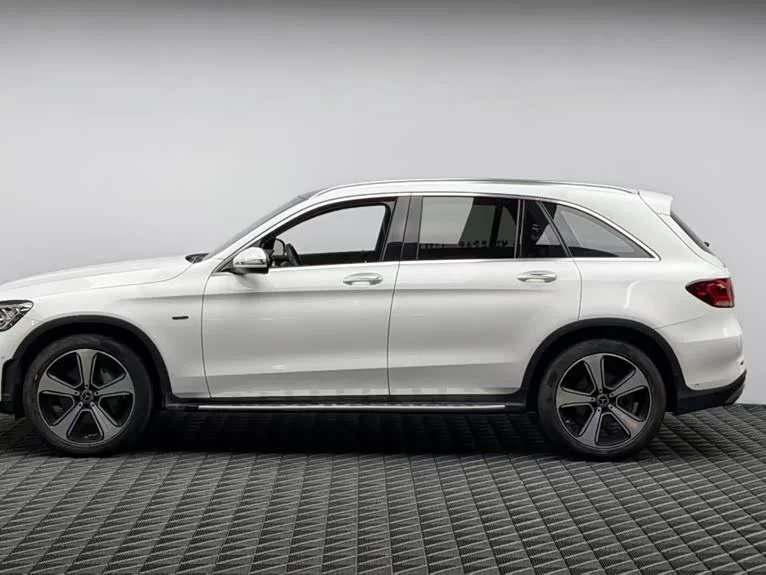 Mercedes-Benz GLC — фото 4