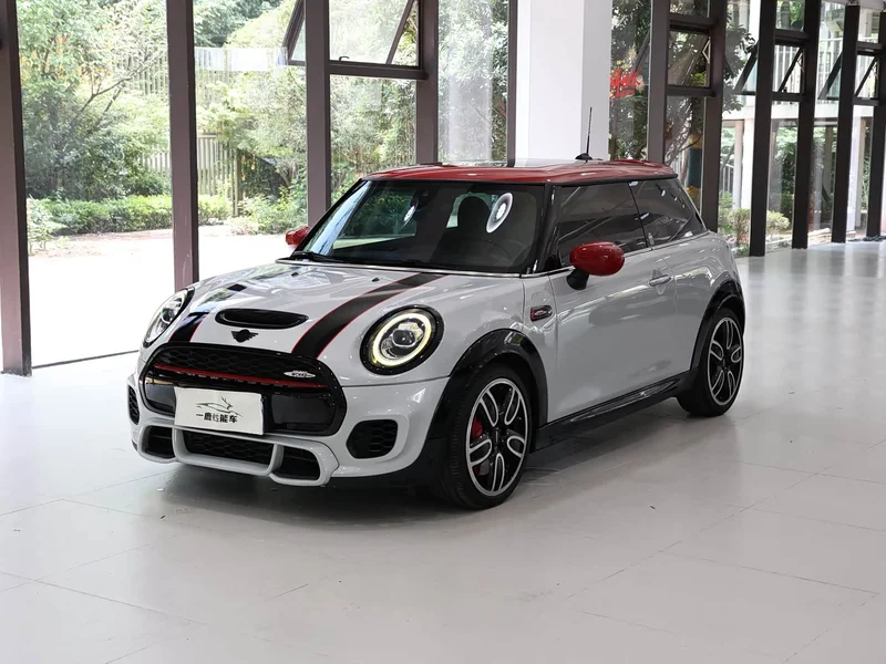 MINI JCW — фото 1