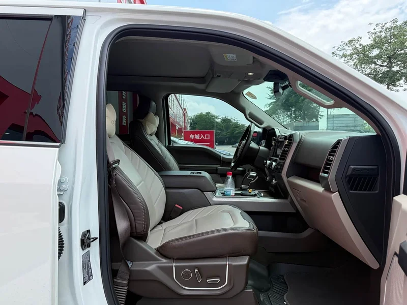 Ford F-150 Raptor — фото 15