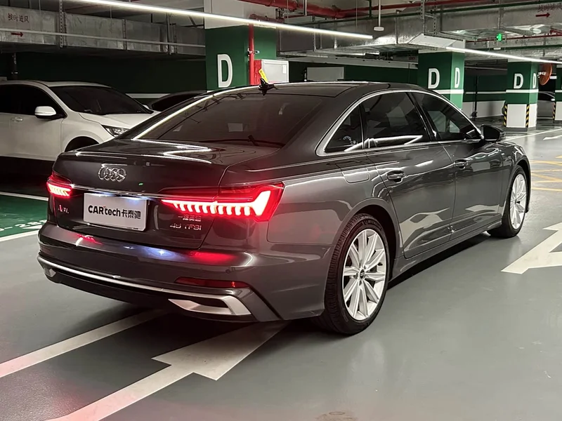 Audi A6L — фото 6