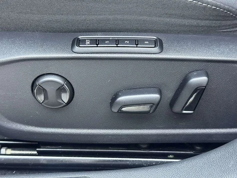 Volkswagen Golf — фото 17