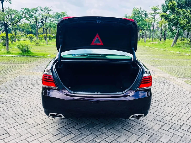 Toyota Crown — фото 19