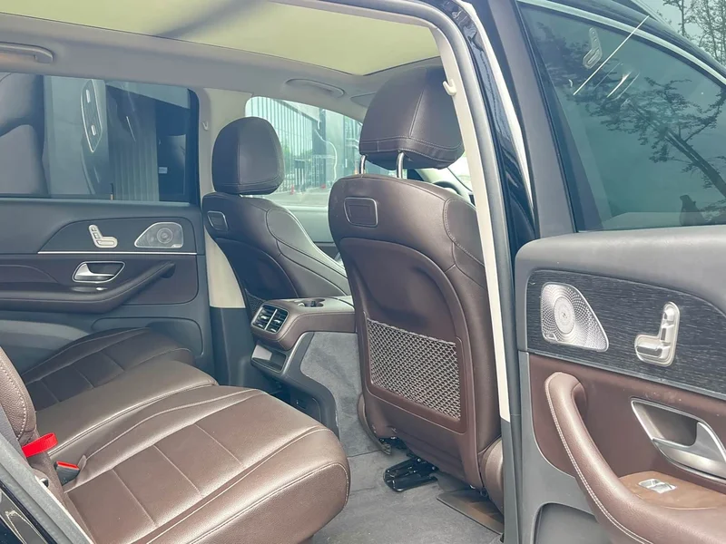 Mercedes-Benz GLS — фото 11