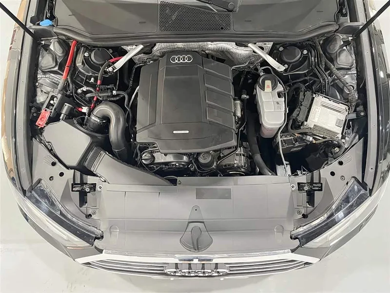 Audi A6L — фото 12