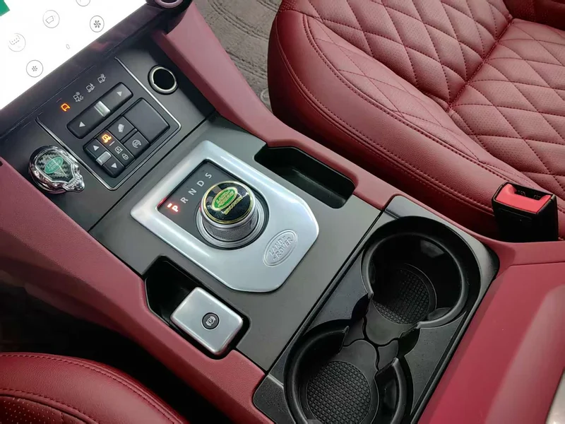 Land Rover Discovery — фото 10