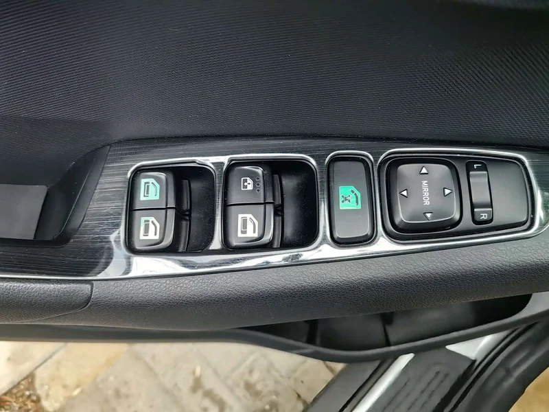 Hyundai ix35 — фото 12