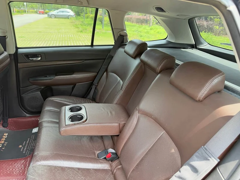 Subaru Outback — фото 23