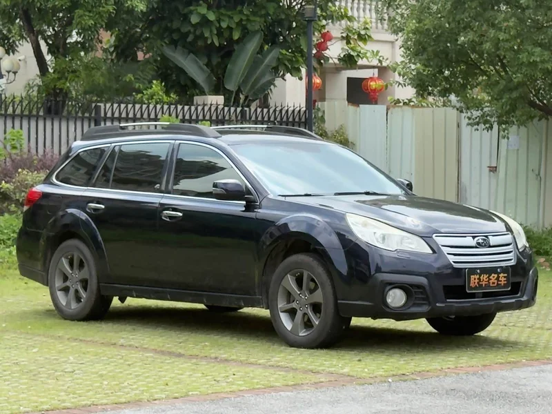 Subaru Outback — фото 4