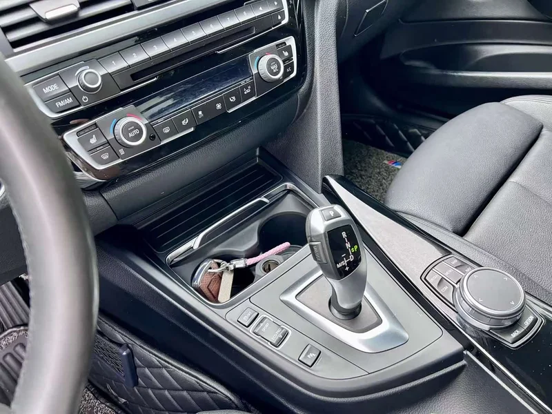 BMW 3 Series GT — фото 9