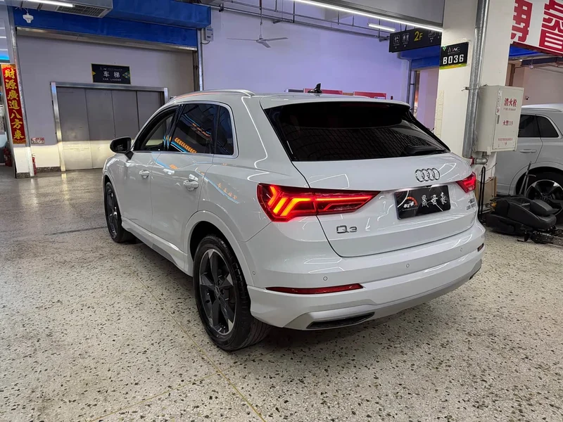 Audi Q3 — фото 4